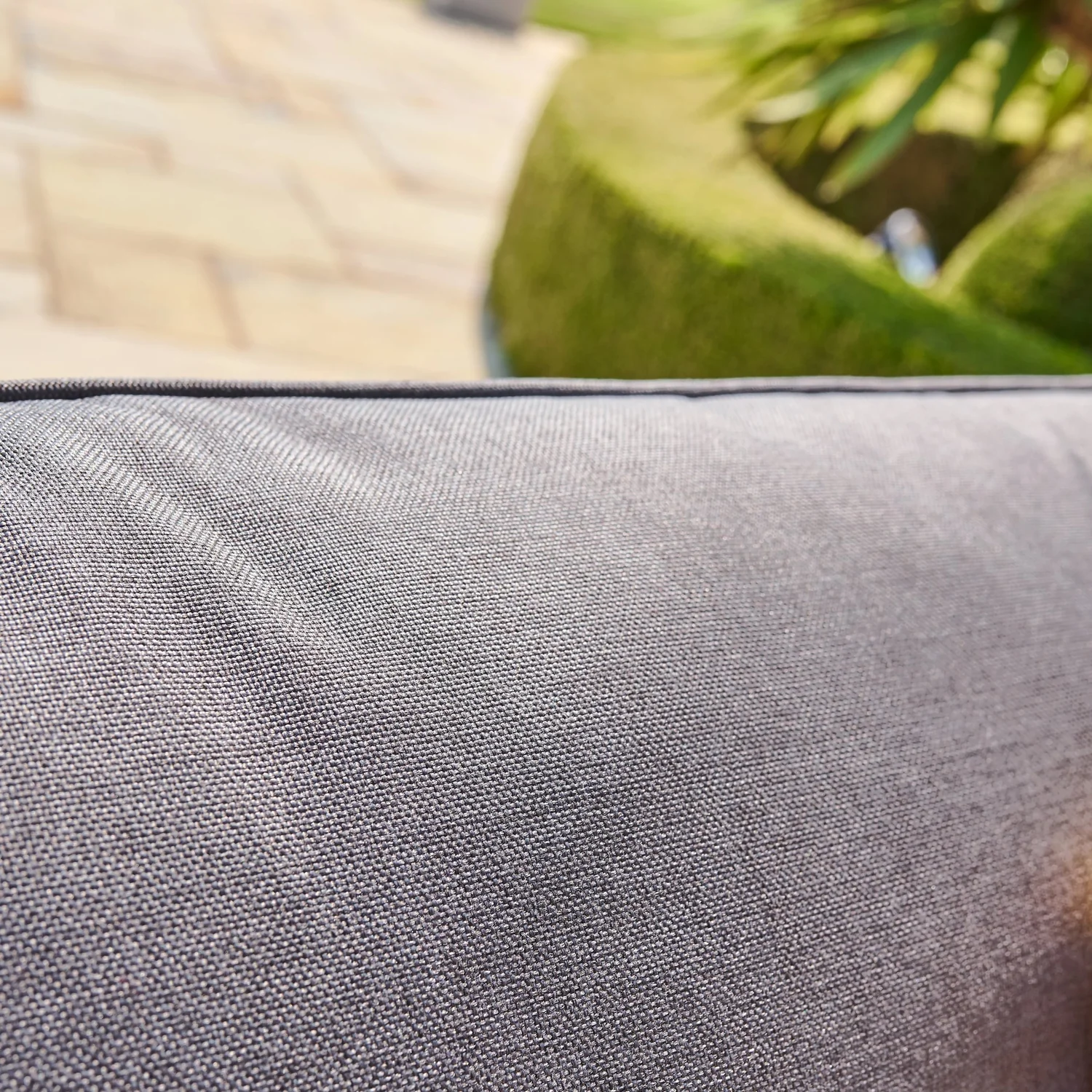 BARANY_LOUNGE_SET_DETAIL_3-Large